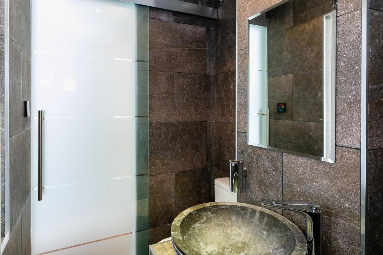 Weforyou 2 Bedrooms Penthouse At Malaga Center Luaran gambar
